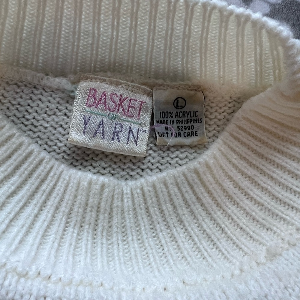 Basket of Yarn Vintage 80s Pastel Floral Embroidered Mock Neck Sweater/Large - Picture 6 of 11